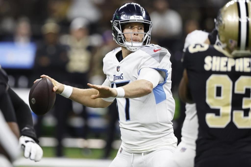 Derek Carr's New Orleans debut is a success as the Saints edge the