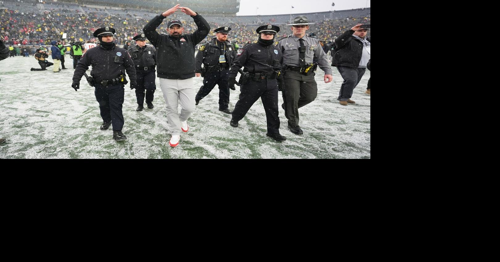 Indiana, Ohio State battle for Big Ten title and top seed in College Football Playoff