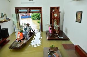 At least 4 killed as floods inundate more than 16,000 homes in Vietnam