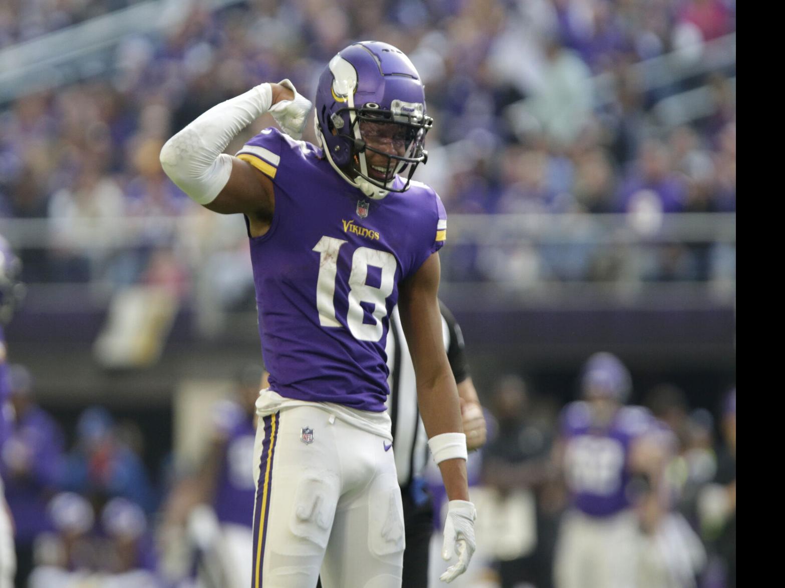 Best early NFL Week 14 picks: Back the Vikings and Dolphins on the