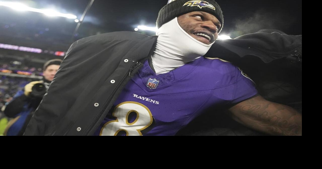 Ravens clinch AFC North with 35-10 win over Browns