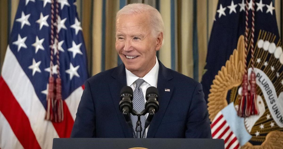 Biden awards the Medal of Honor and Medal of Valor to military heroes