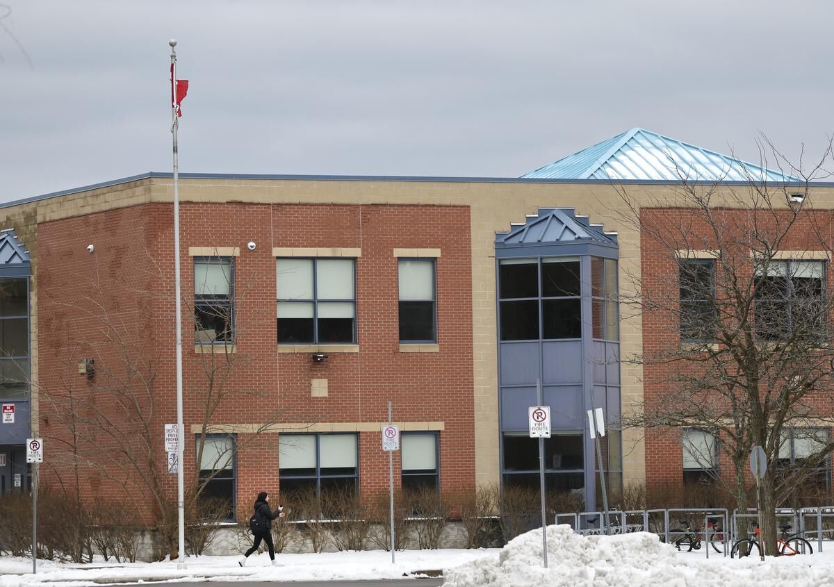 Halton school board to hire adviser amid teacher attire turmoil