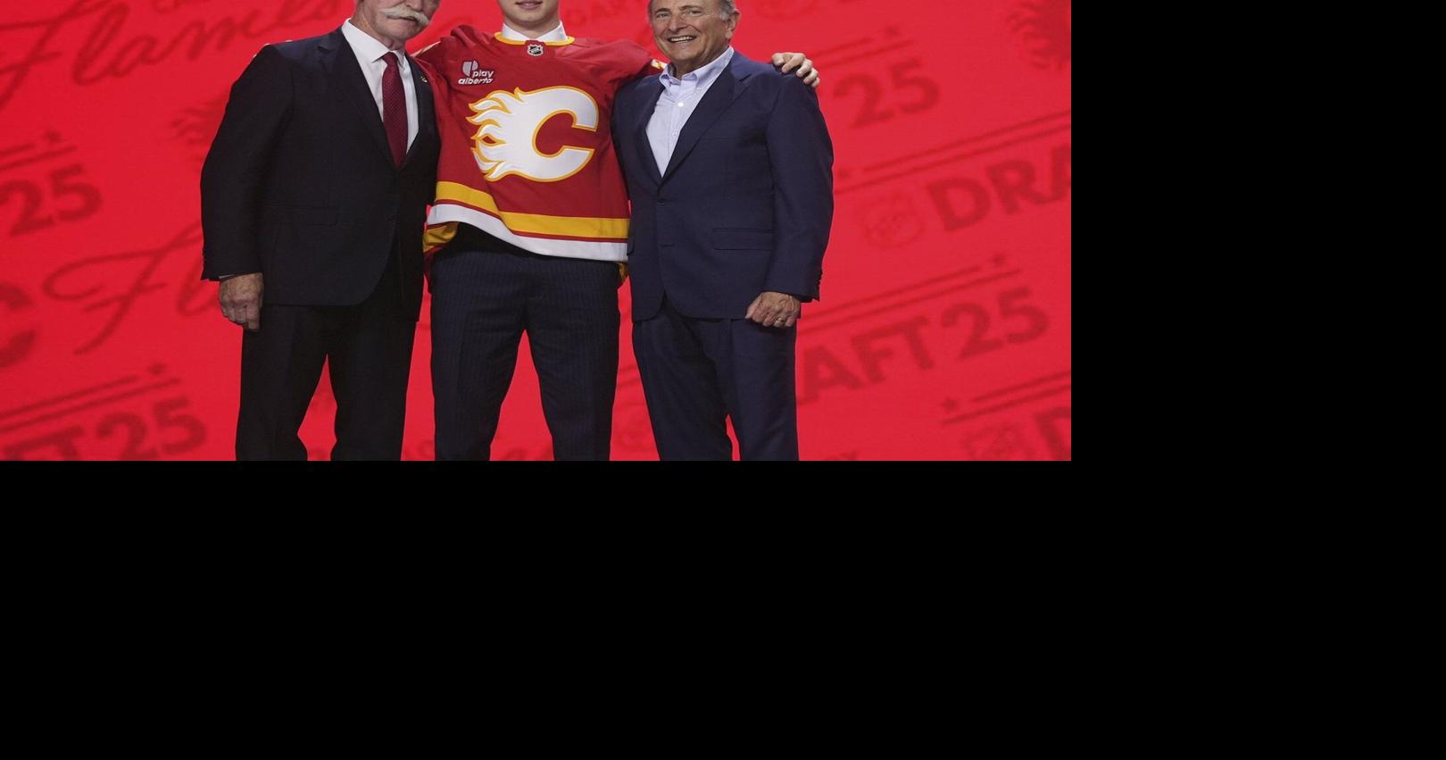 Calgary Flames prospect Cullen Potter brings mom's hockey heritage with him