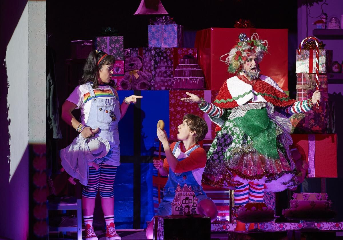 Hansel and Gretel' opera gets modern, and muddled, and muffled