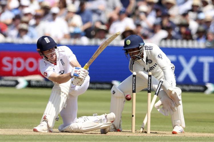 India bowlers dominate England on lively fourth morning at Lord's