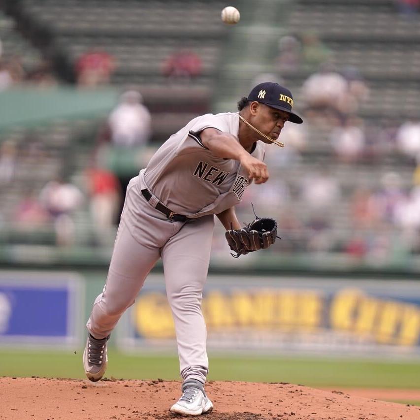 Yankees sweep Fenway Park doubleheader for first time since 2006 as Boone  gets 500th win - The San Diego Union-Tribune