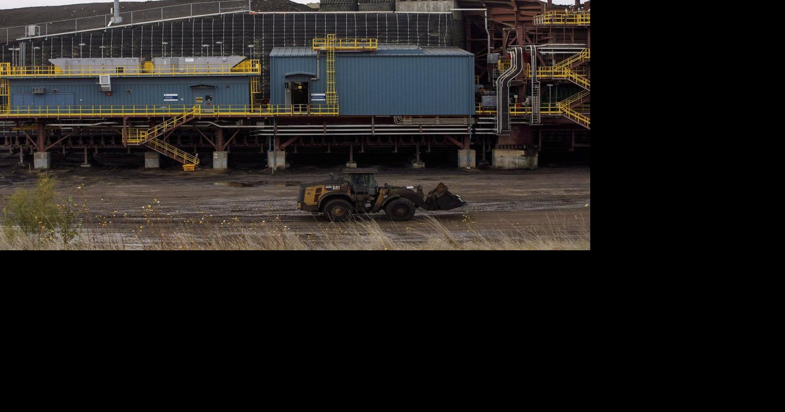 Another oilsands boom? Smith, Carney say this time Canada will be ready