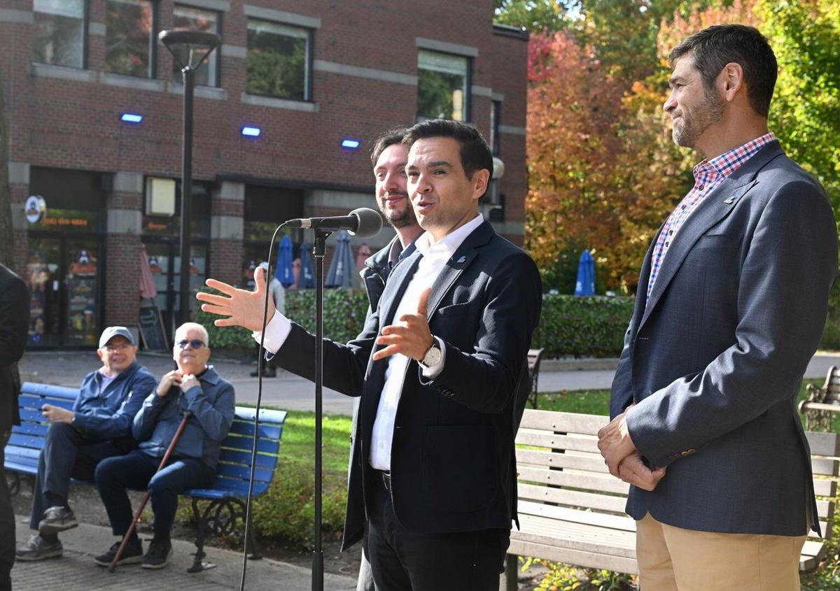 Quebec Liberal Leader Targets PQ Referendum Pledge on Final Day of Election Campaign