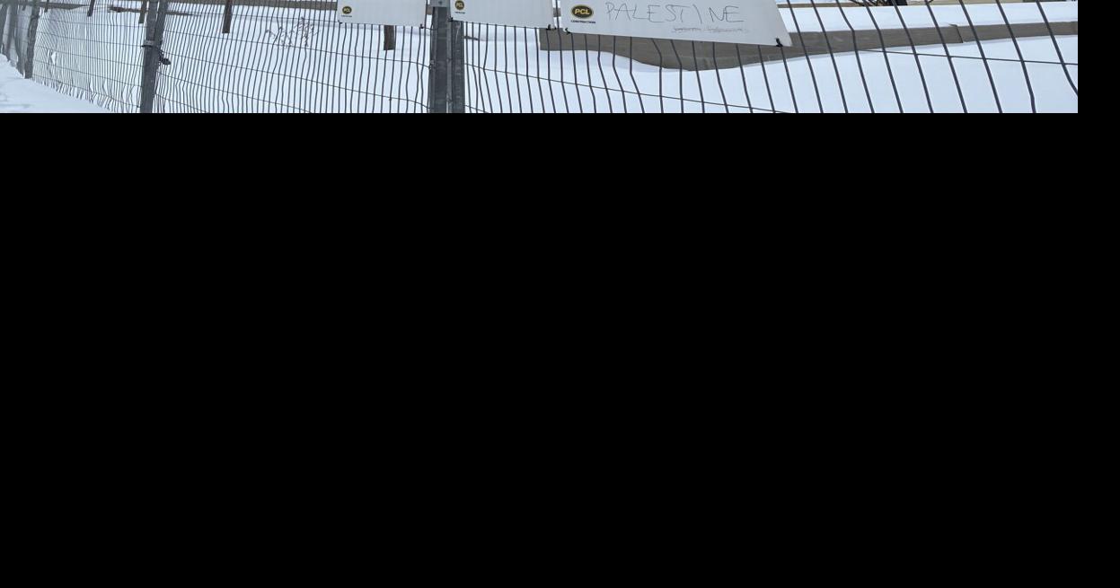 Ontario workers still waiting to return to offices nearly two years after renovations &mdash; &lsquo;if they ever finish&rsquo;