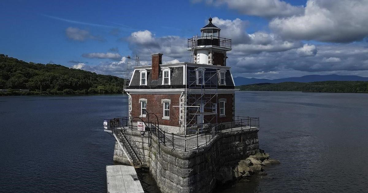 The race is on to keep a 150-year-old lighthouse from crumbling into ...
