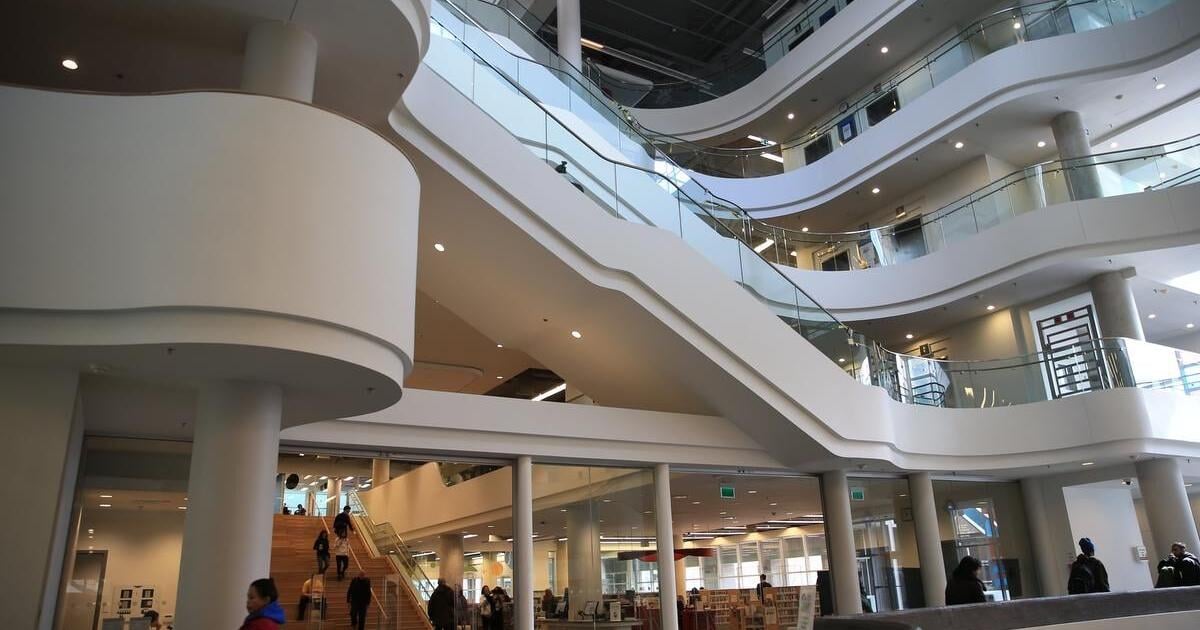 Lso Library Toronto Toronto library staff are calling more than 20,000 seniors for a quick ...