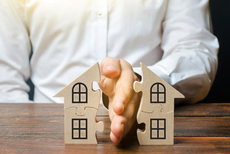 Divorce_home_dreamstime.JPG