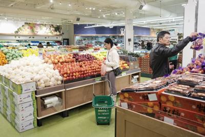 Statistics Canada reports retail sales down 0.8 per cent in July at $69.6 billion