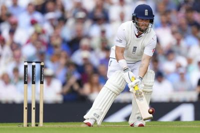 England races to 109-1 in 16 overs to trail India by 115 runs in fifth and final test