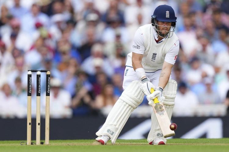 England races to 109-1 in 16 overs to trail India by 115 runs in fifth and final test