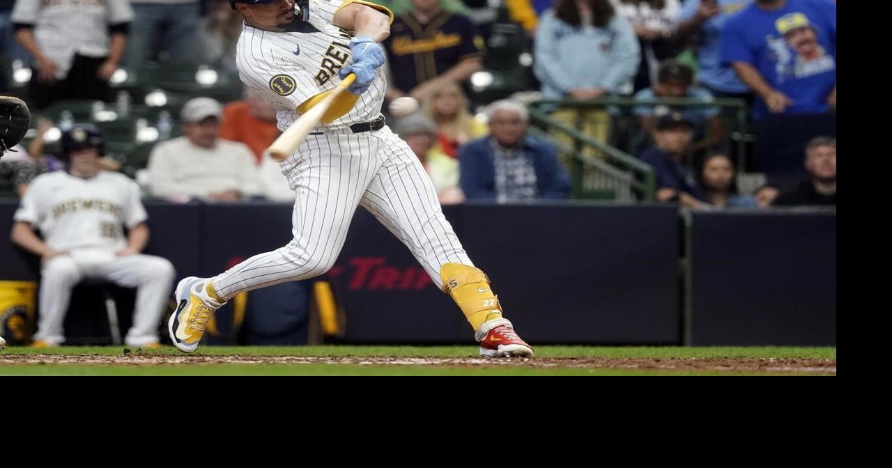 Adames hits winning RBI single in 10th and Brewers beat White Sox 4-3
