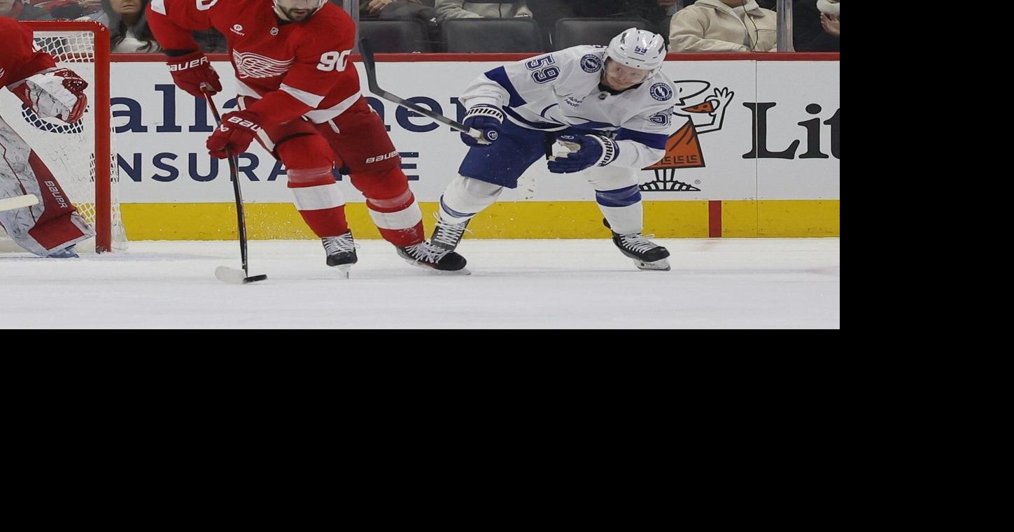 Montreal Canadiens sign local forward Joe Veleno to one-year contract