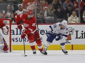 Montreal Canadiens sign local forward Joe Veleno to one-year contract