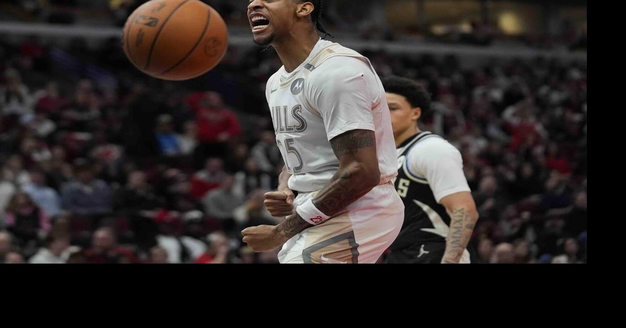 Giddey's triple-double sends Bulls to 116-111 win over Bucks