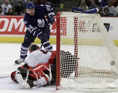 Former Toronto Maple Leafs forward Sergei Berezin dead at 52