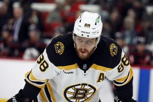 Bruins will be start training camp without leading scorer David Pastrnak (tendinitis)