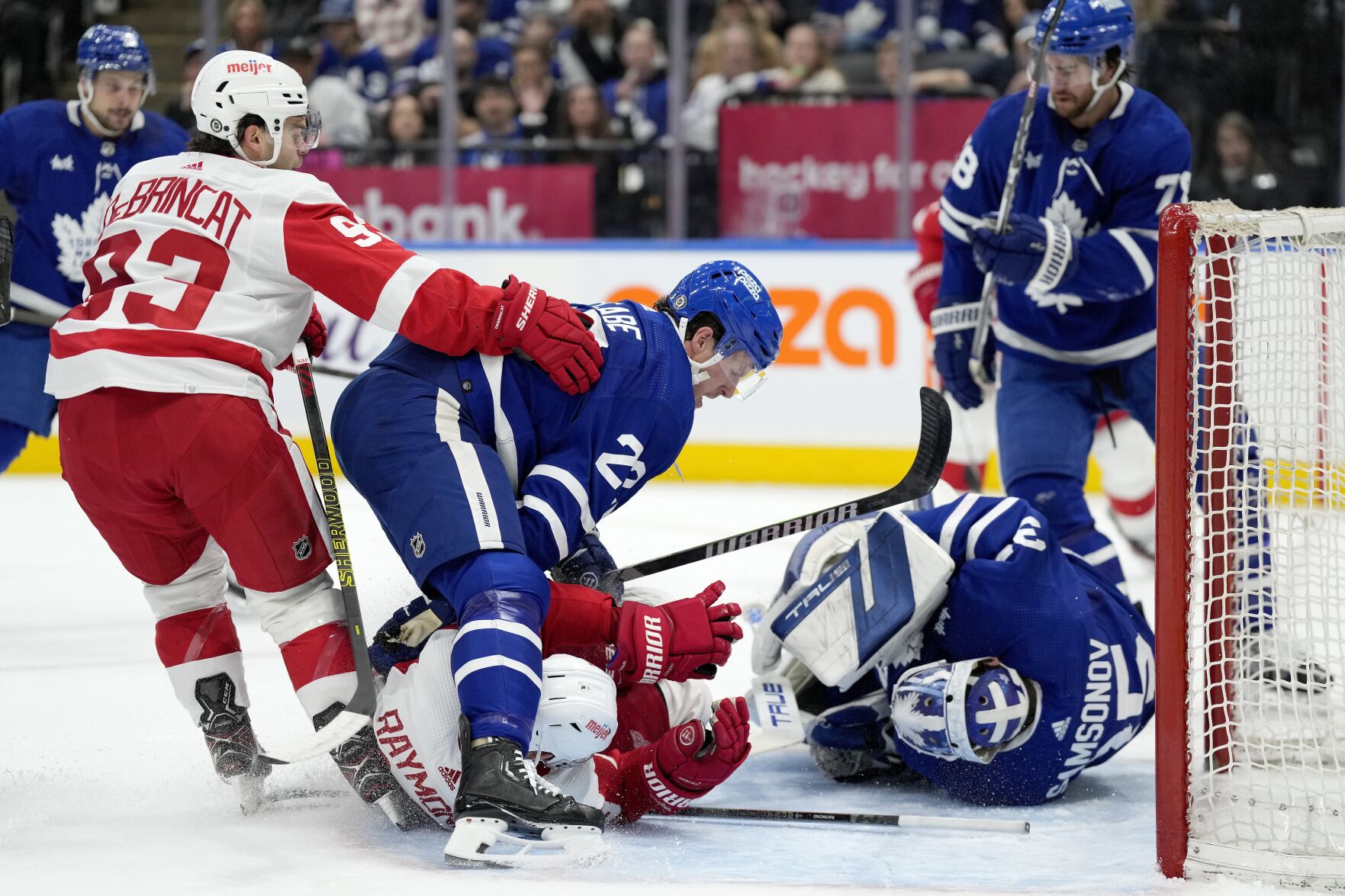 Maple Leafs’ Injuries Are Piling Up Ahead Of NHL Playoffs