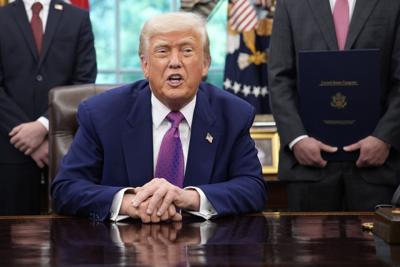 donald-trump-g7.JPG