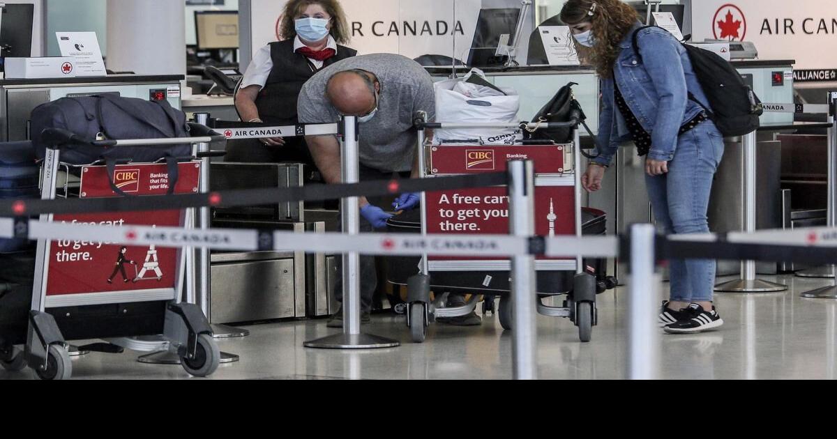 All Pearson passengers, staff now required to wear face masks