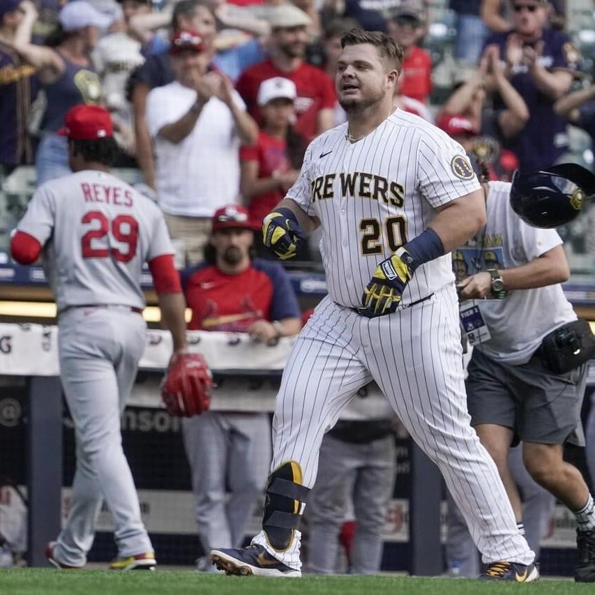 Vogelbach slam in 9th caps comeback, Brewers shock Cards 6-5 – KGET 17