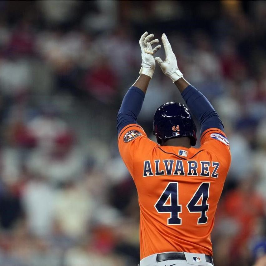 José Abreu, Yordan Alvarez and Jose Altuve help Astros pull even