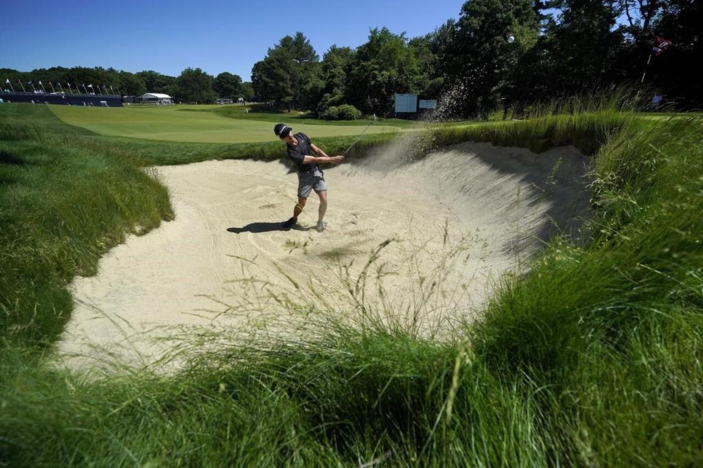 Why Keegan Bradley is honoring Carlton Fisk at the US Open