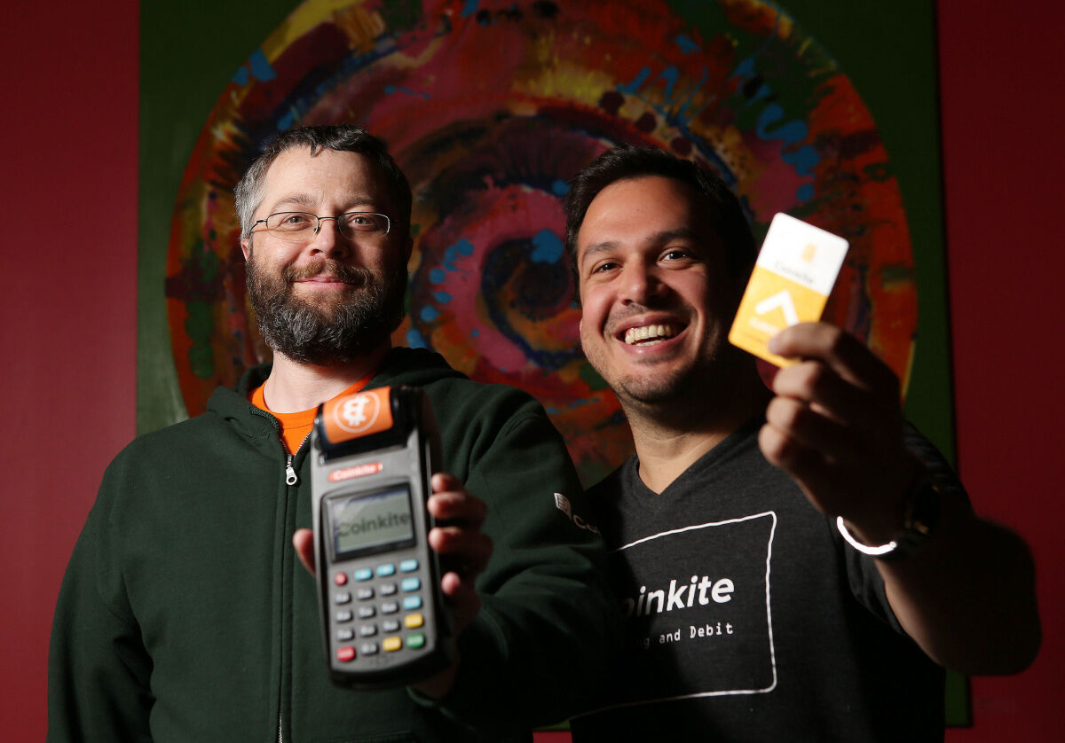 Bitcoin entrepreneurs want to put virtual coins in your wallet