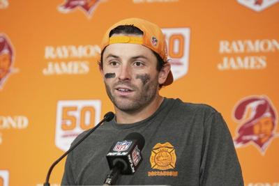 Baker Mayfield and Vic Fangio have mutual respect heading into Buccaneers-Eagles matchup