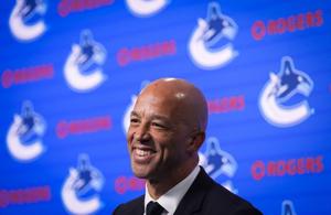 Dad, coach separate roles for new Vancouver Canucks bench boss Manny Malhotra