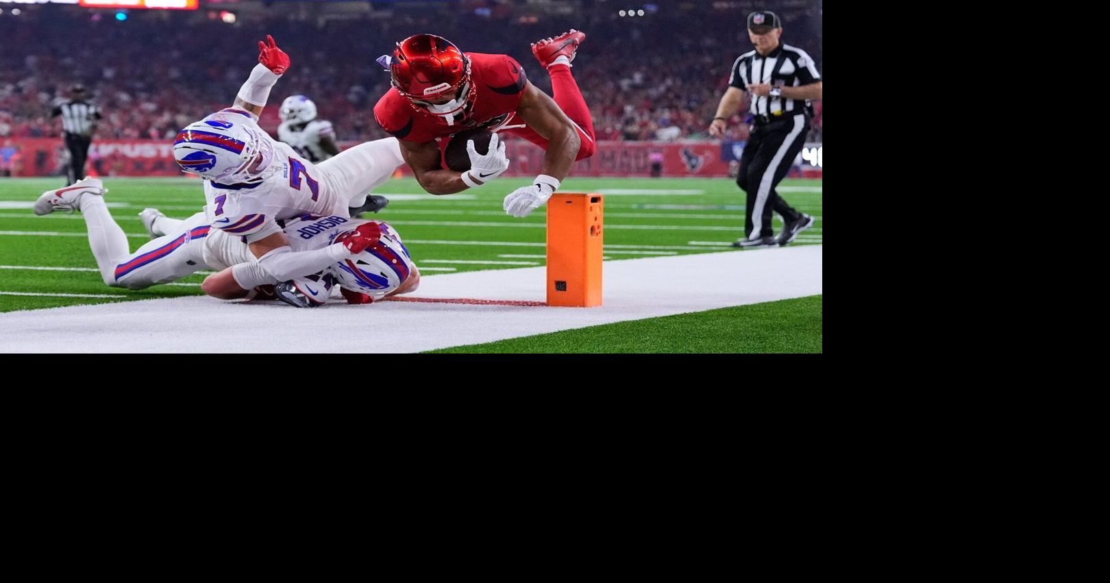 As the Texans chase a division title, the Chiefs are simply trying to stay in the playoff hunt