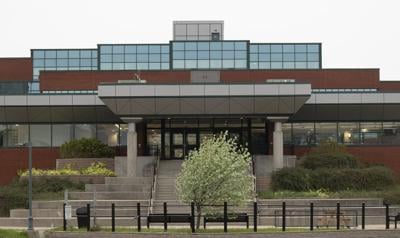 Facing budget crunch, Memorial University in N.L. gets advice from students and staff