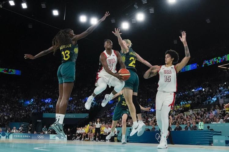 Breanna Stewart, US women's basketball team advance to gold medal game