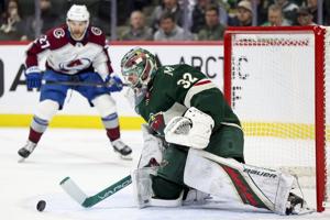 Zuccarello scores the shootout winner, Gustavsson stands tall in net and Wild beat Avalanche 2-1