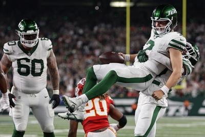 Jets report card: Finally some life