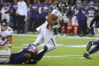 Falcons trample J.J. McCarthy and Vikings 22-6 behind Bijan Robinson's running, dominant defense