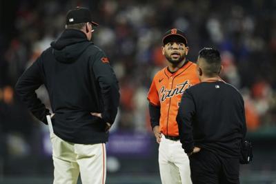 Giants infielder Dominic Smith goes on injured list with strained right hamstring