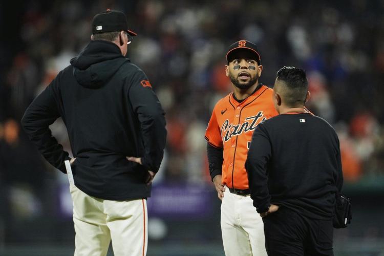 Giants infielder Dominic Smith goes on injured list with strained right hamstring