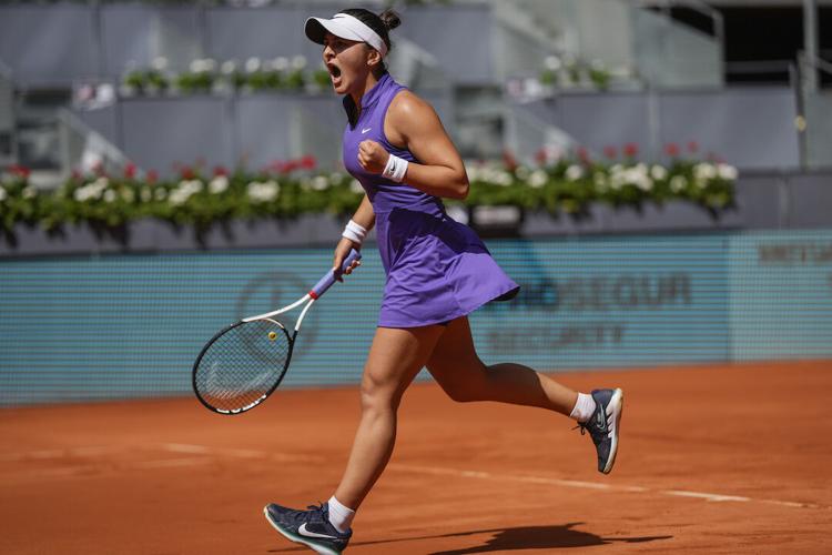 Andreescu out of Wimbledon after straight-set loss in 1st round