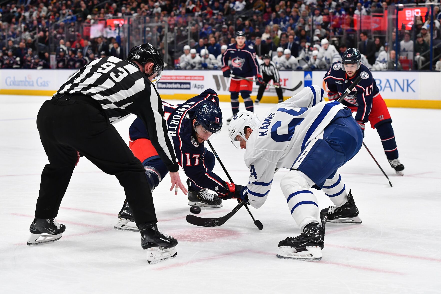 Leafs try benching Kampf to light fire — an NHL tradition