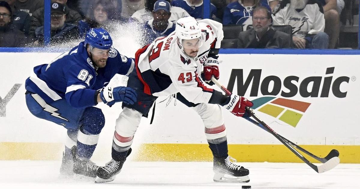 Tom Wilson's power-play goal lifts the Capitals over the Lightning 5-4