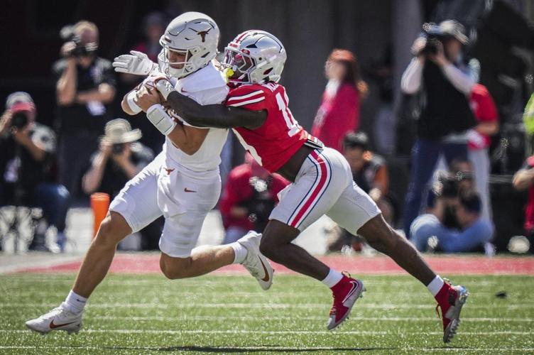 Matt Patricia #39 s Ohio State defense makes a statement in win over top