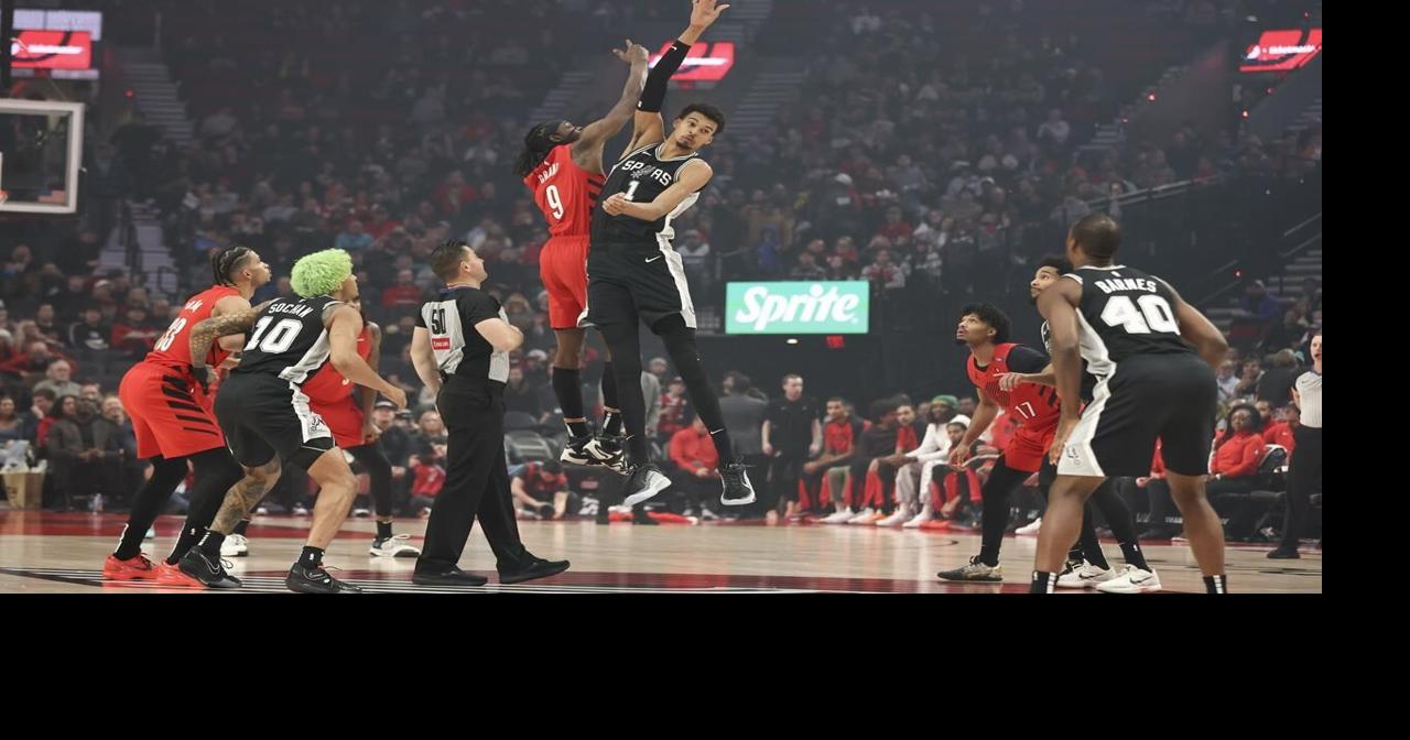 Wembanyama makes 2 free throws with 2.1 seconds left in Spurs' 118-116 win over Trail Blazers