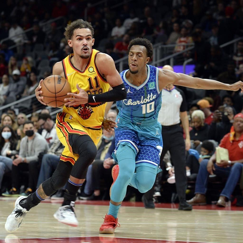 Short-handed Hornets lean on 3-pointers, top Hawks 130-127