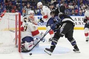 Brayden Point's goal, 2 assists help Lightning beat Panthers 5-1